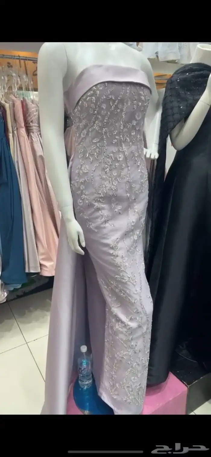 فستان لبس مرة وحدة 0