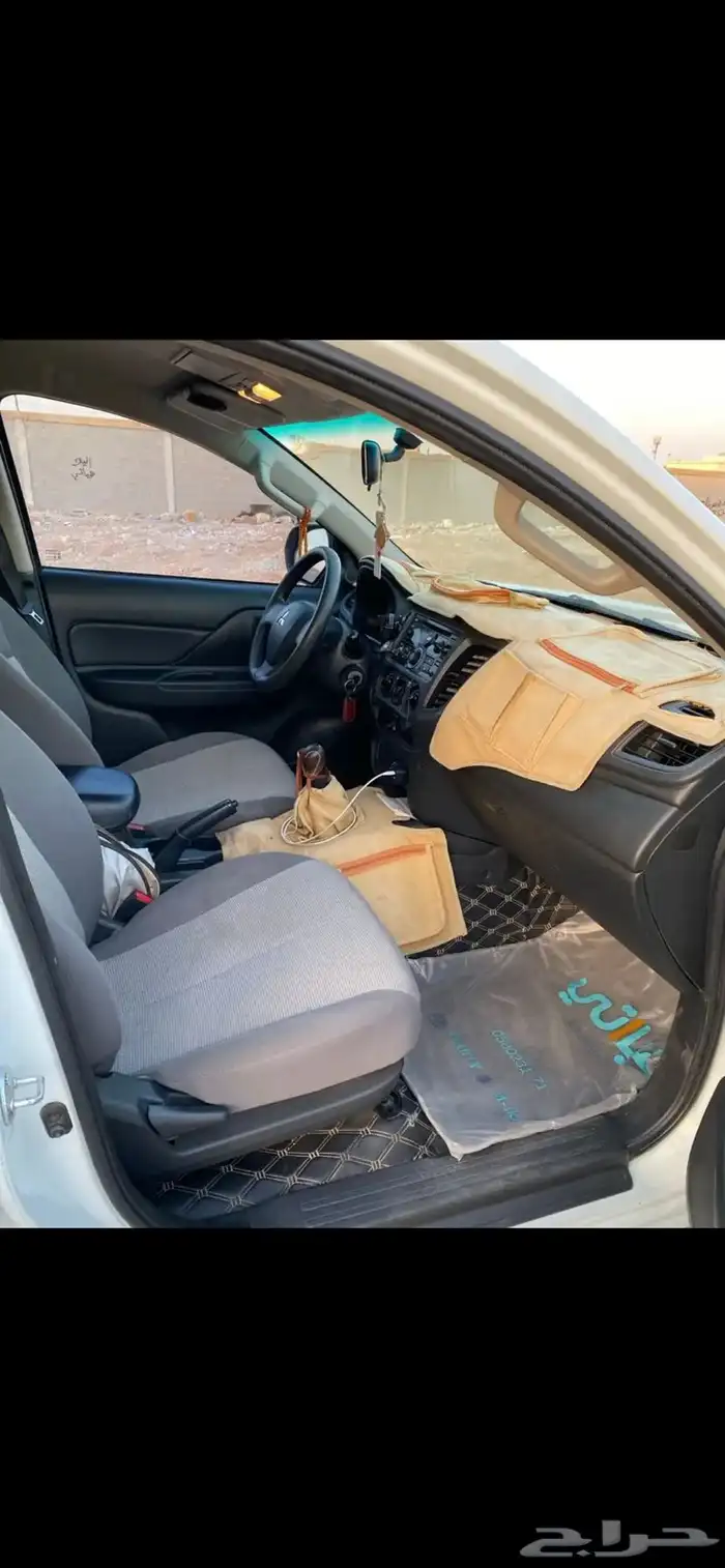 للبيع مستوبيشي L200 11
