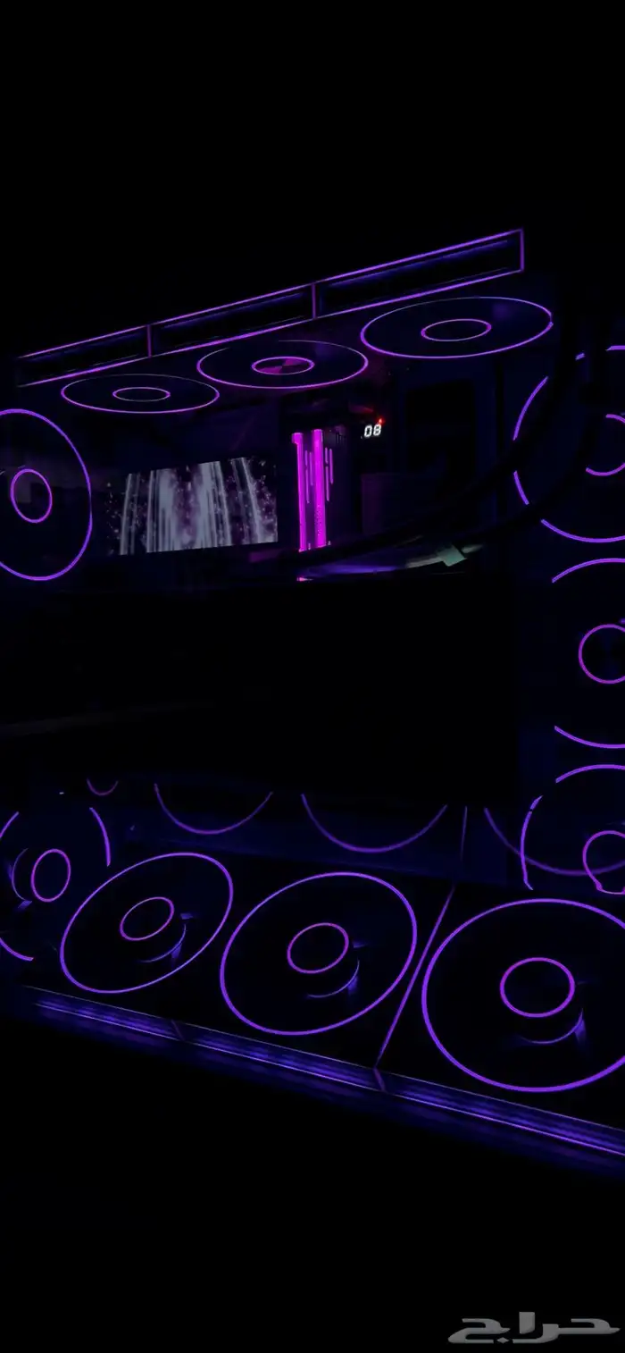 تجميعة أسطورية بمعالج 9800X3D وكرت RTX 5090 2