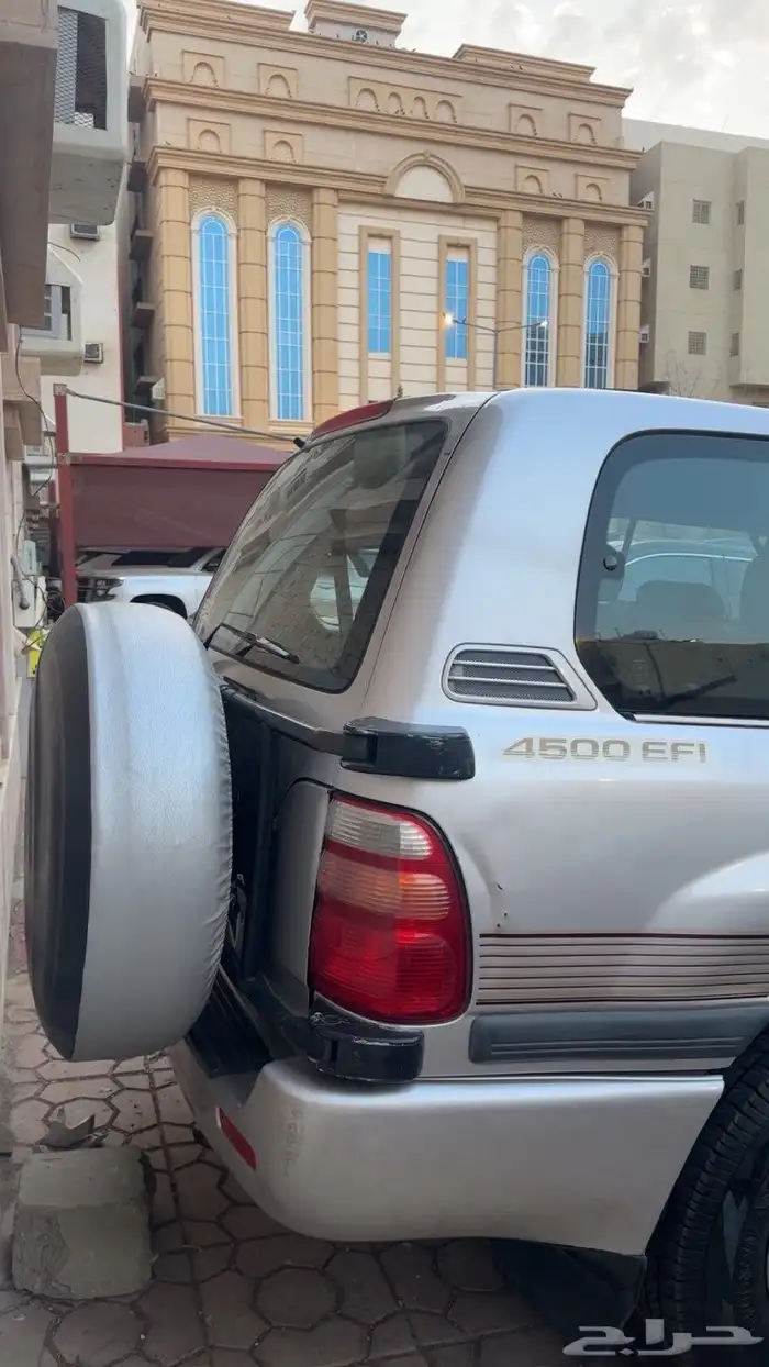 لاند كروزر 2