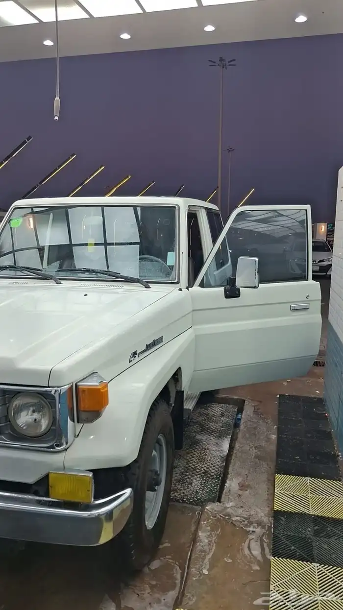 جيب ربع تويوتا 1997 8