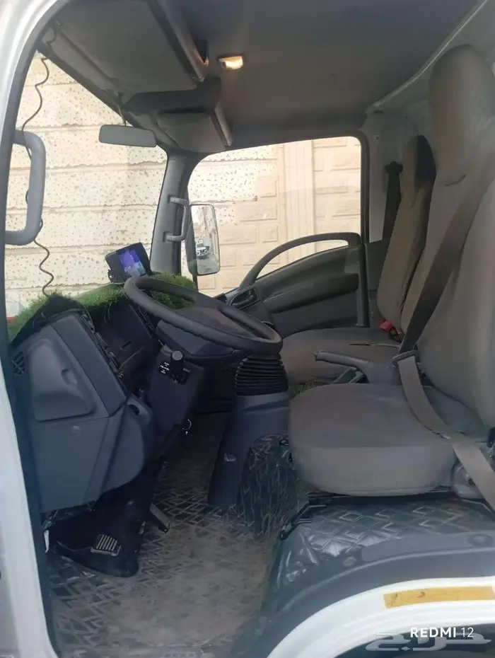 ديانا موديل 2023 وايت مياة للايجار الشهري 5