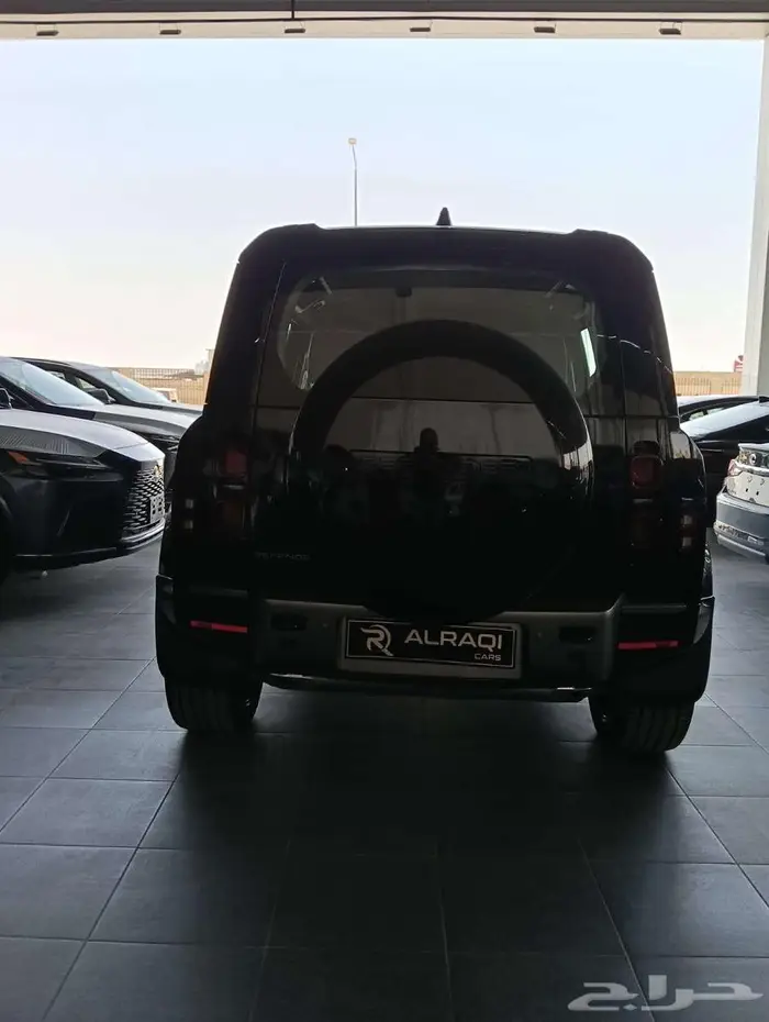 لاندروفر ديفيندر HSE x dinamic سعودي 2025 6