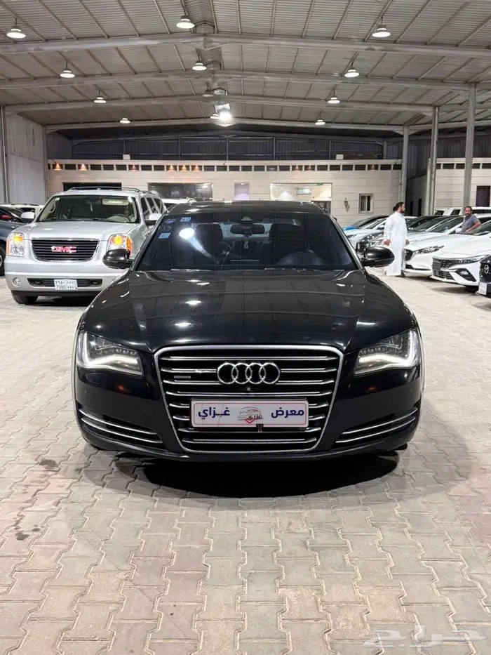 اودي A8L 2012 فل كامل 0