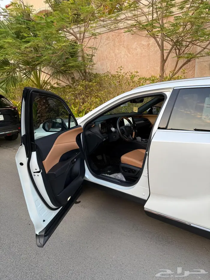 لكزس RX350 - 2024 6