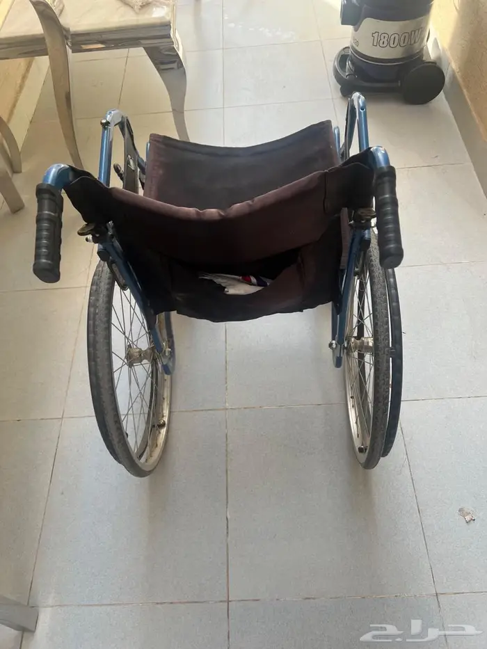 كرسي متحرك 1