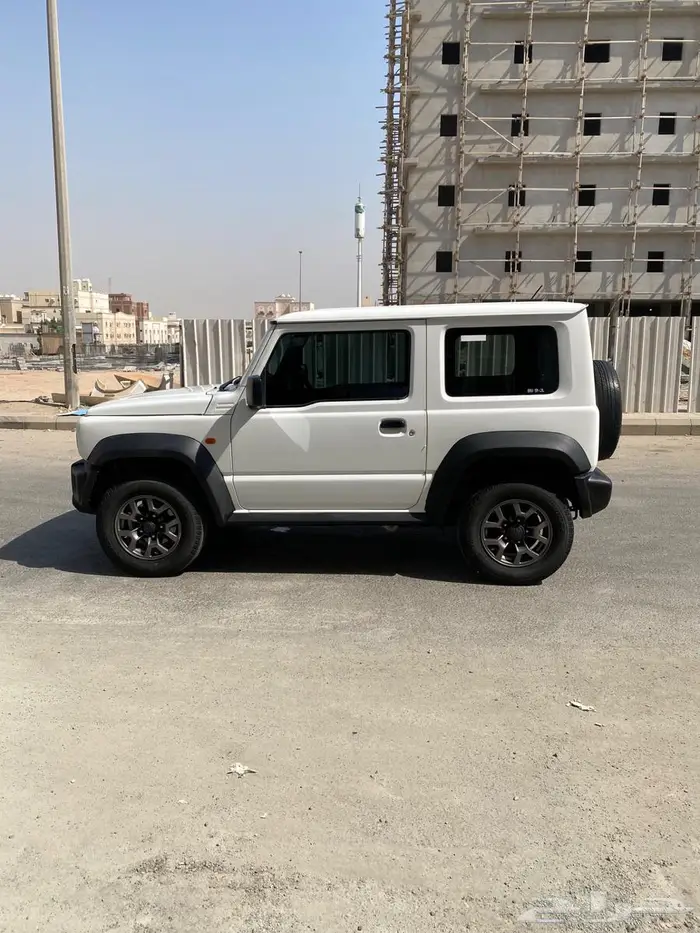 جيب سوزوكي جمني 2021 3