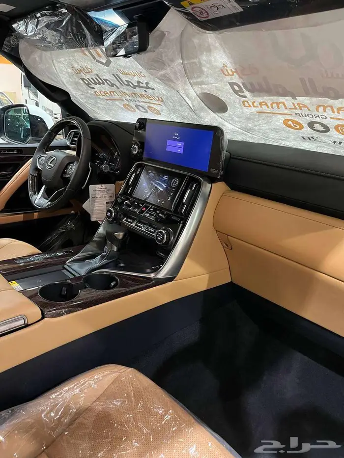 عرض خاص لكزس LX600 BB بنزين موديل 2025 بطاقه جمركيه 9