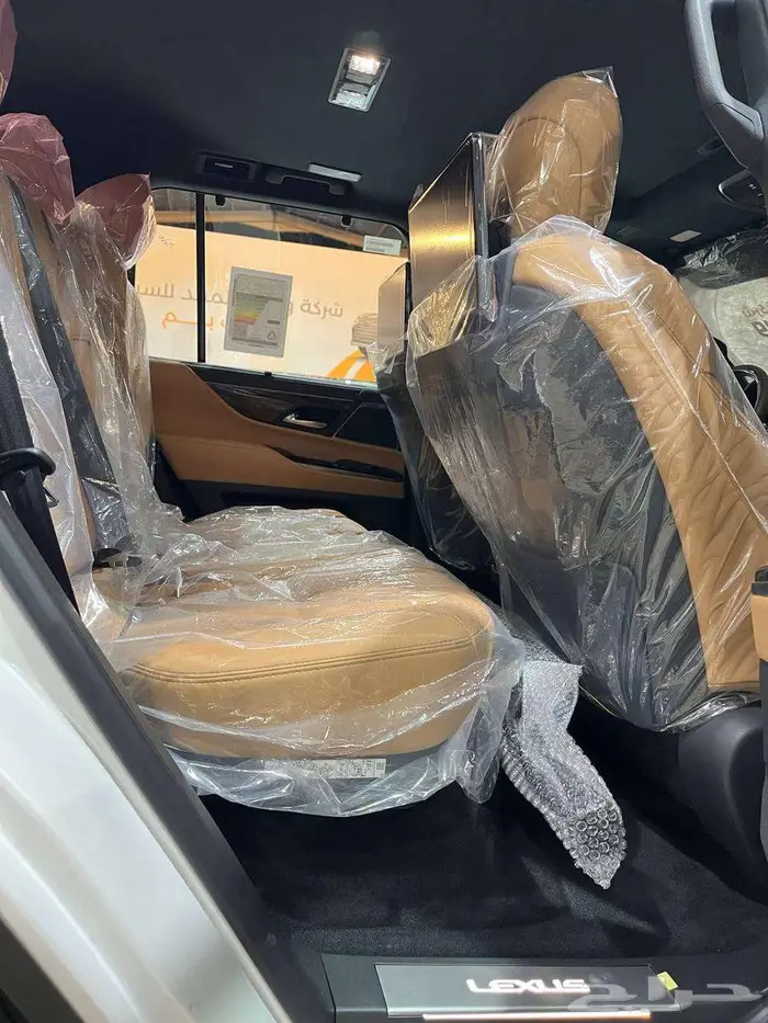 عرض خاص لكزس LX600 BB بنزين موديل 2025 بطاقه جمركيه 8