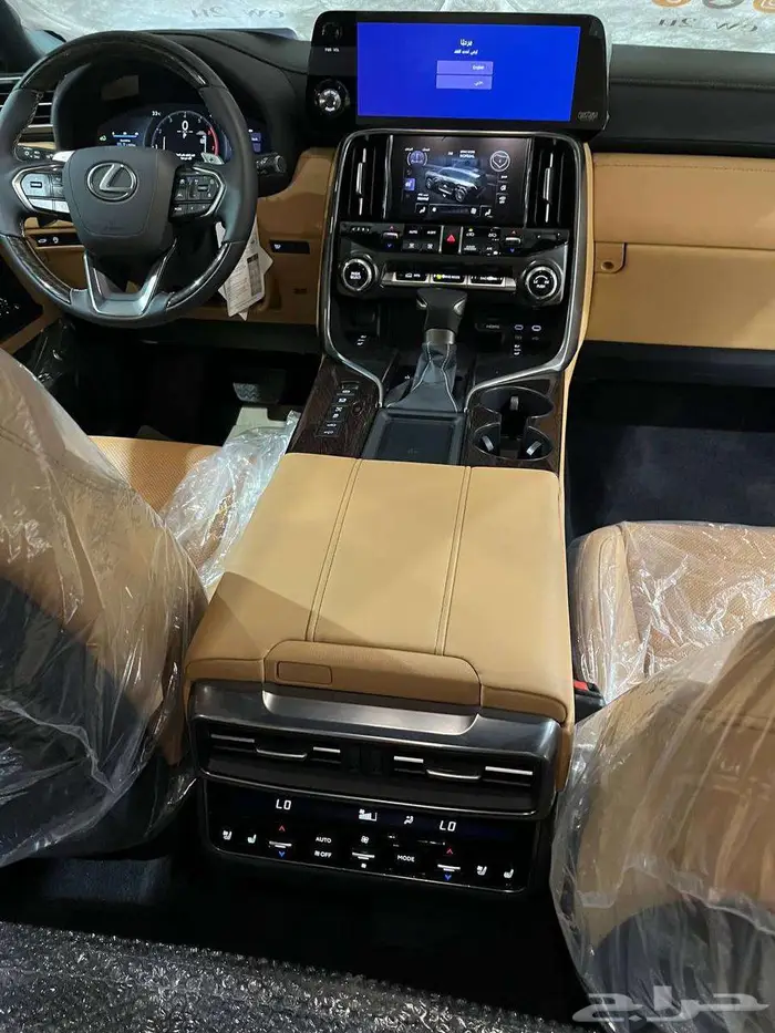 عرض خاص لكزس LX600 BB بنزين موديل 2025 بطاقه جمركيه 10