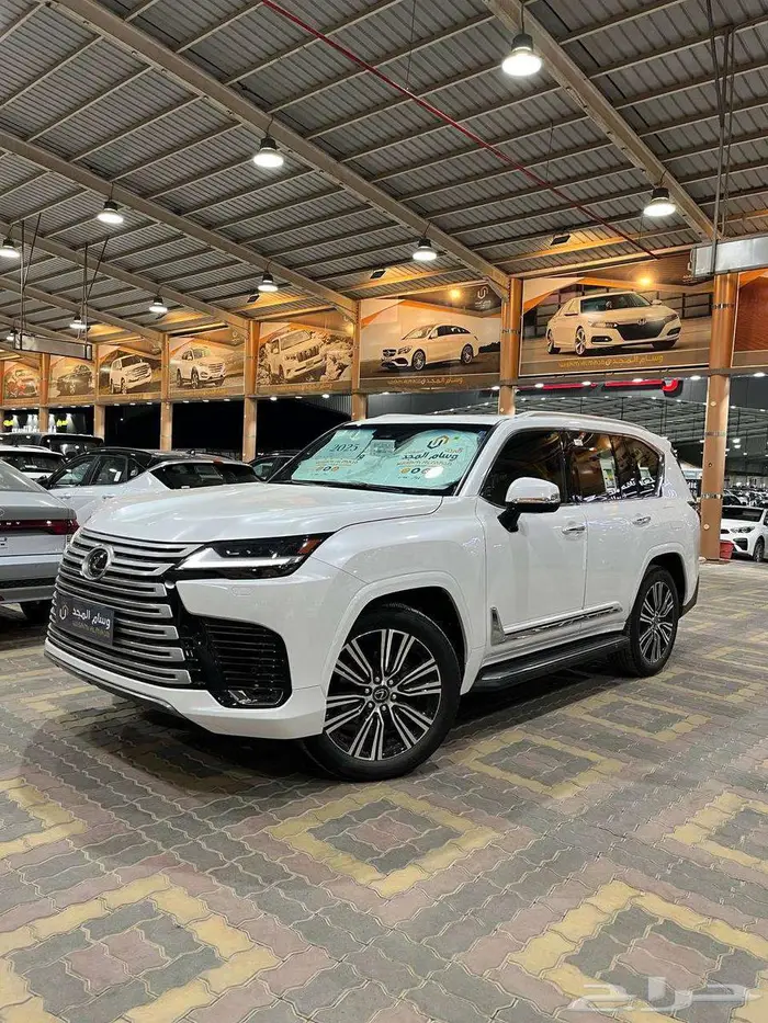 عرض خاص لكزس LX600 BB بنزين موديل 2025 بطاقه جمركيه 1