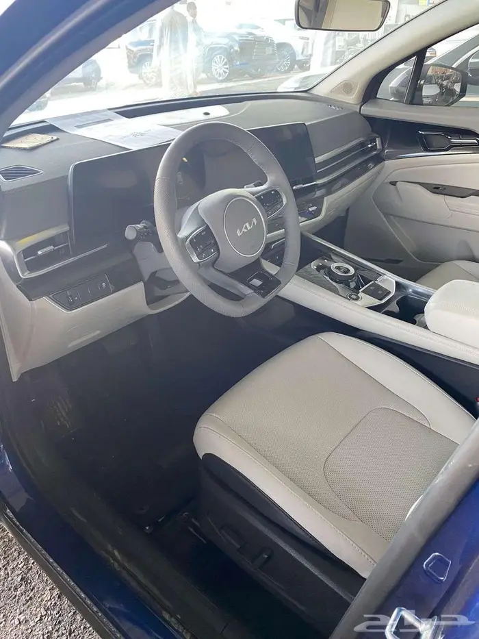 كيا سبورتاج 2025 لارج بسعر 105800شامل الضريبه كميه محدوده 18