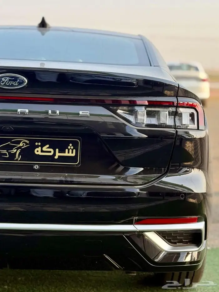 فورد توروس تيتانيوم الناغي موديل 2026 4