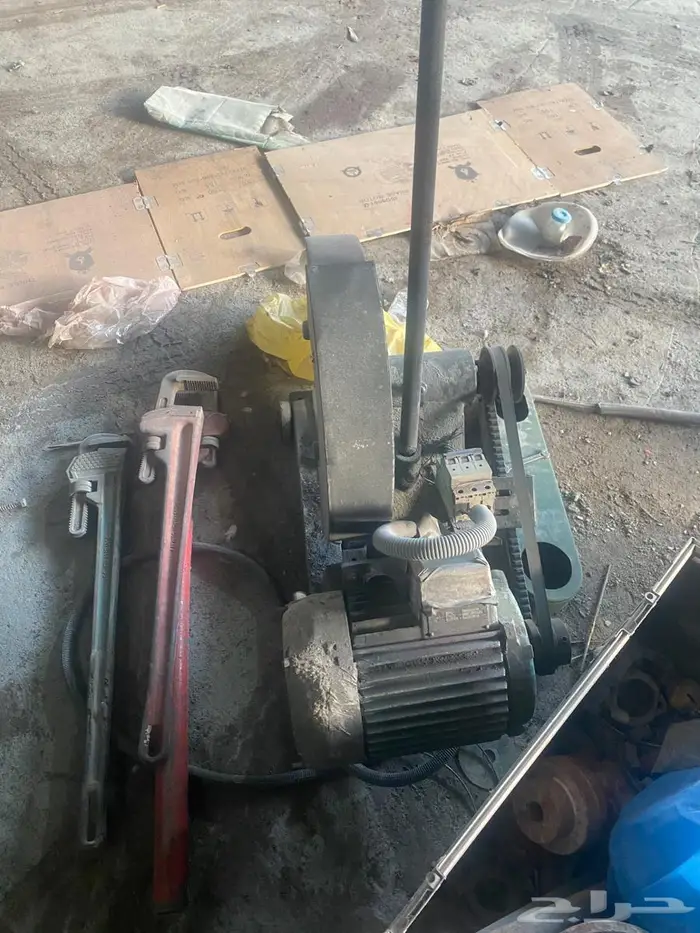 عدة ورشة حدادة 2