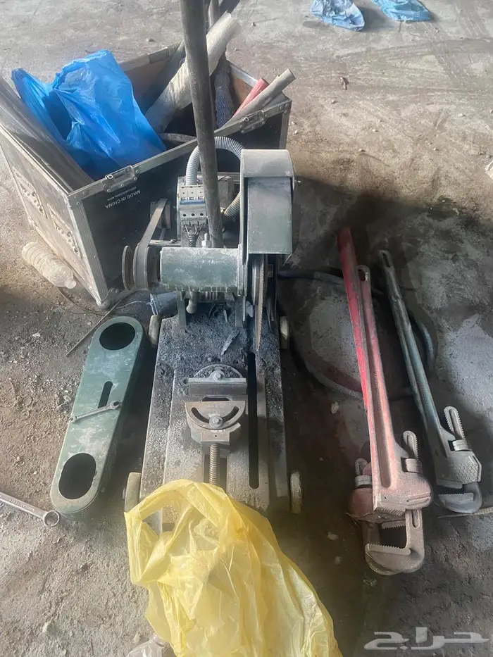 عدة ورشة حدادة 1