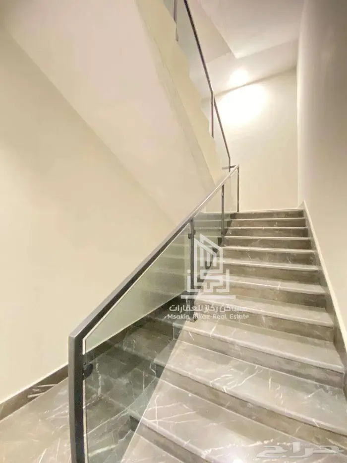 تاون هاوس علوي وارضي فاخر بموقع استراتيجي بحي الروابي للبيع 20