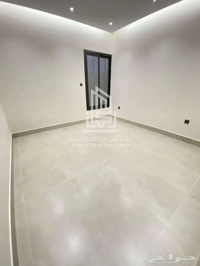 تاون هاوس علوي وارضي فاخر بموقع استراتيجي بحي الروابي للبيع 27