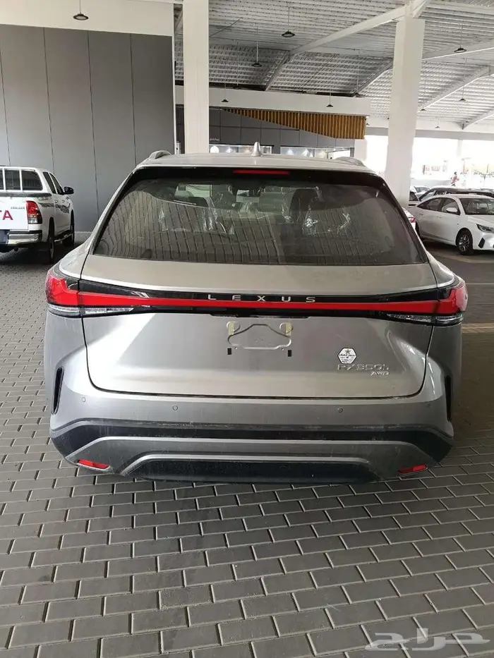 لكزس RX 350 H م 2025 - سعودي 5