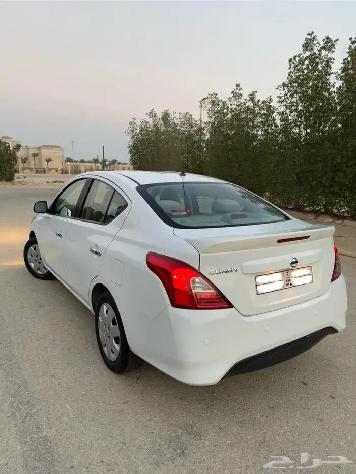 نيسان صني 4
