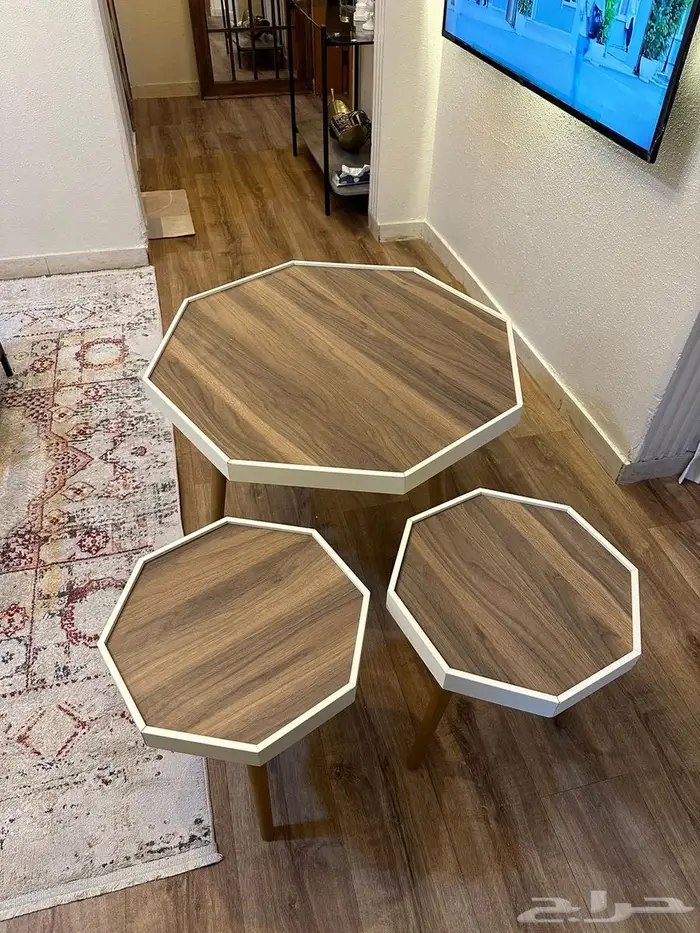 طاولات ومرايا 1