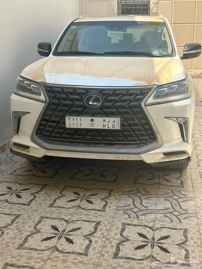 للبيع جيب لكزسس LX570 مخزن عالشرط 0