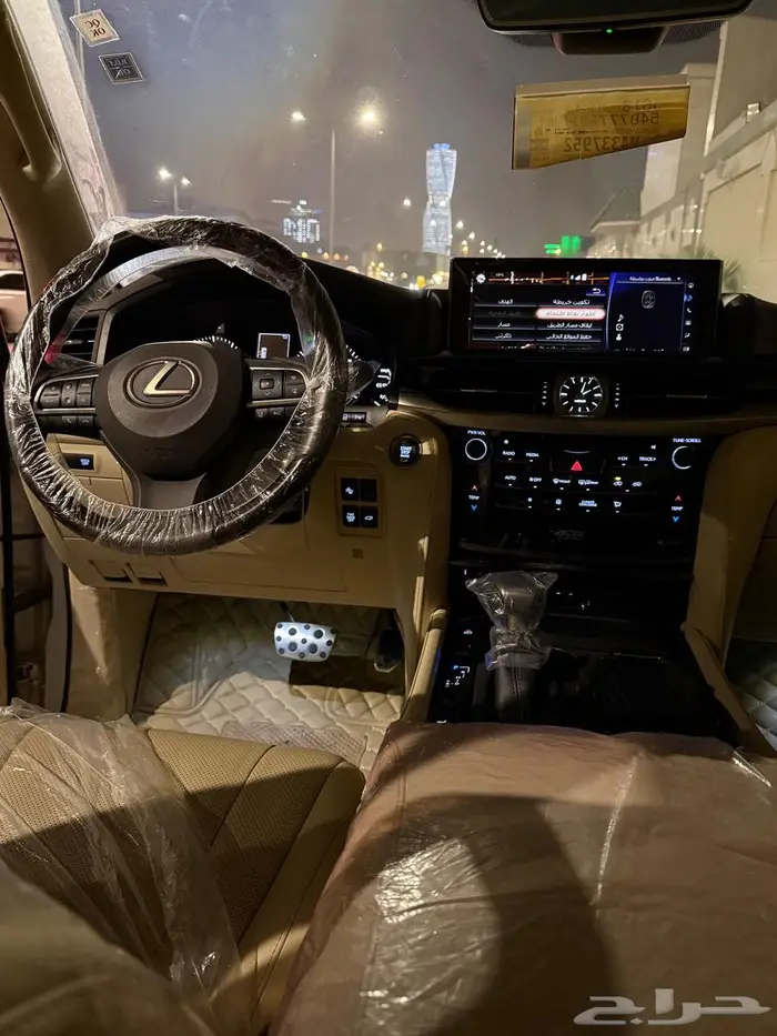 للبيع جيب لكزسس LX570 مخزن عالشرط 19