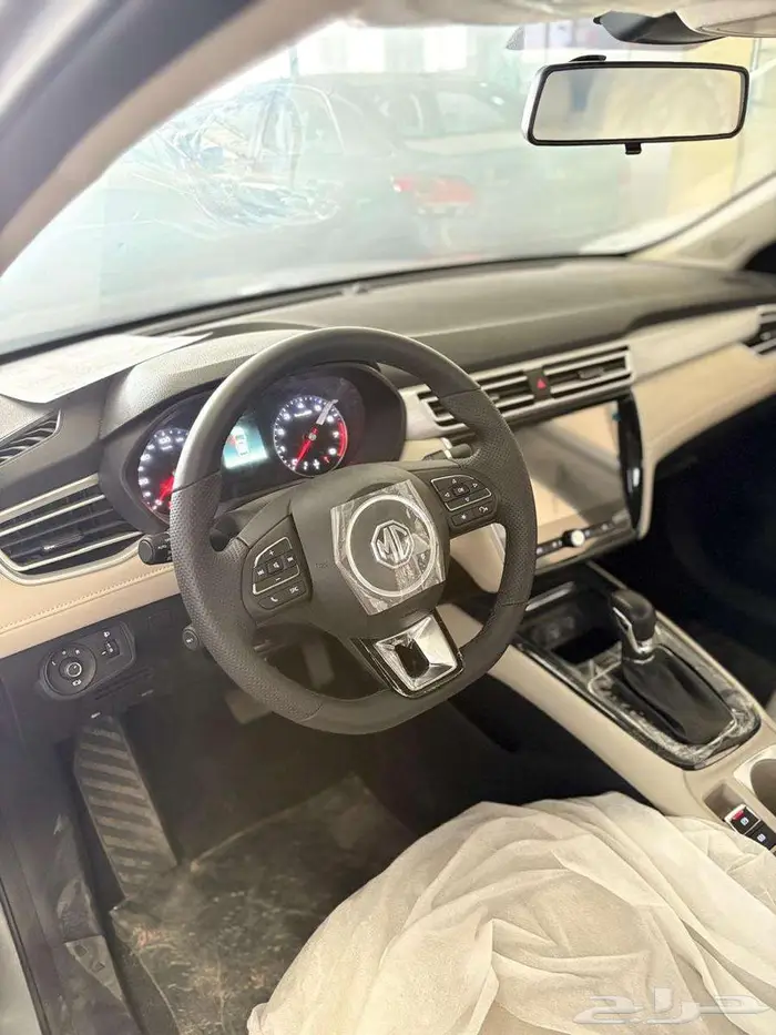 ام جي 5 ديلوكس فل كامل الموديل  2024 2