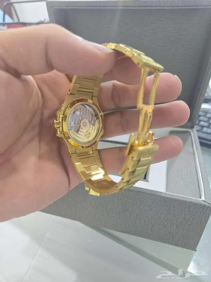 ساعة درجة اولى باتيك فيليب PATEK PHILIPPE 1