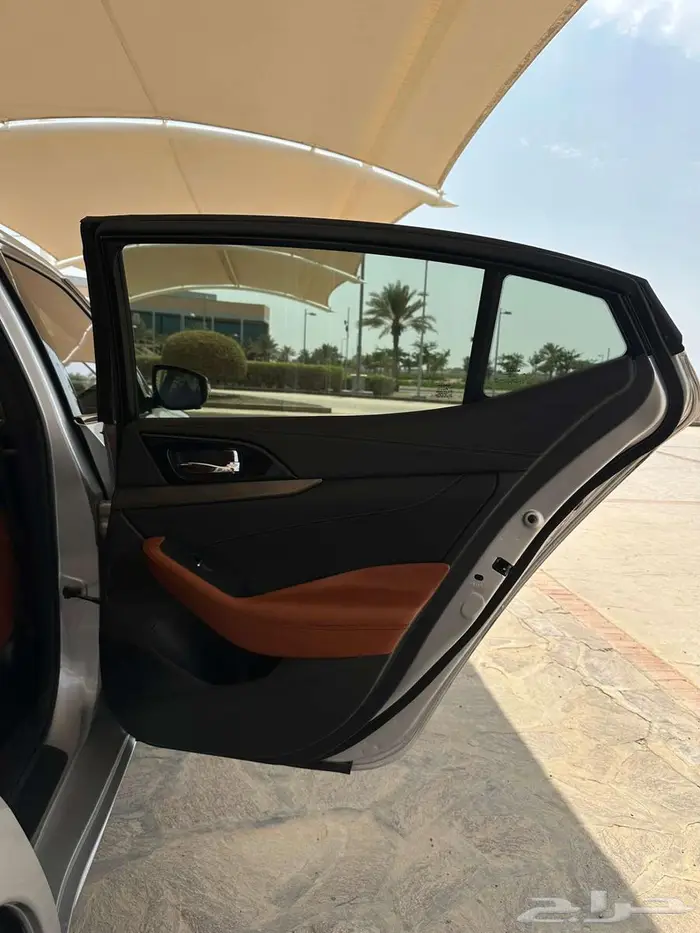 Nissan Maxima 2022 SR 16