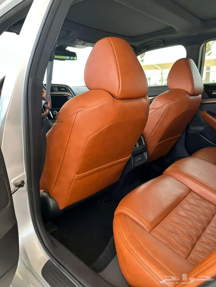 Nissan Maxima 2022 SR 11