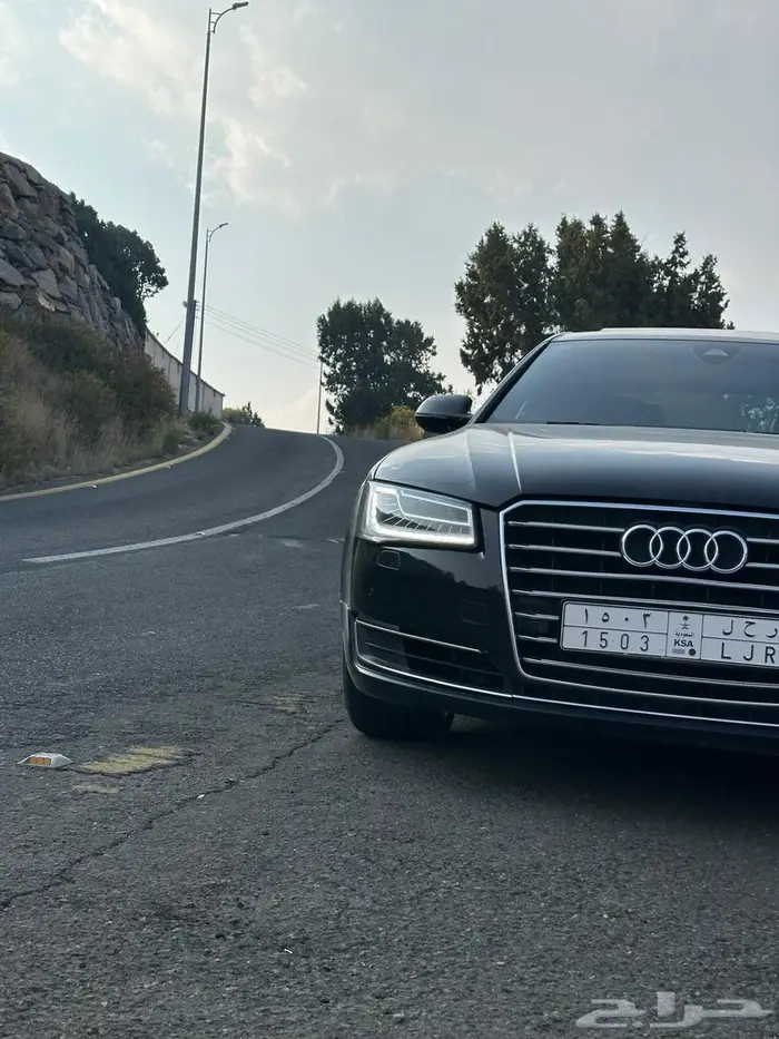 اودي A8 12