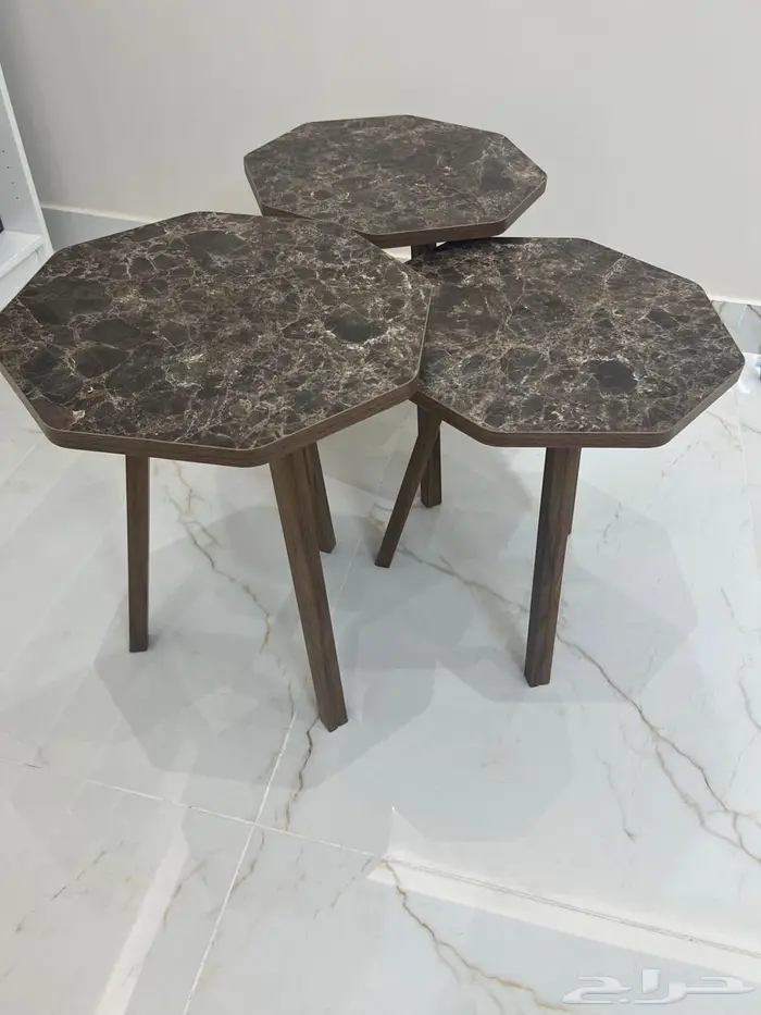 طاولات خدمة 0