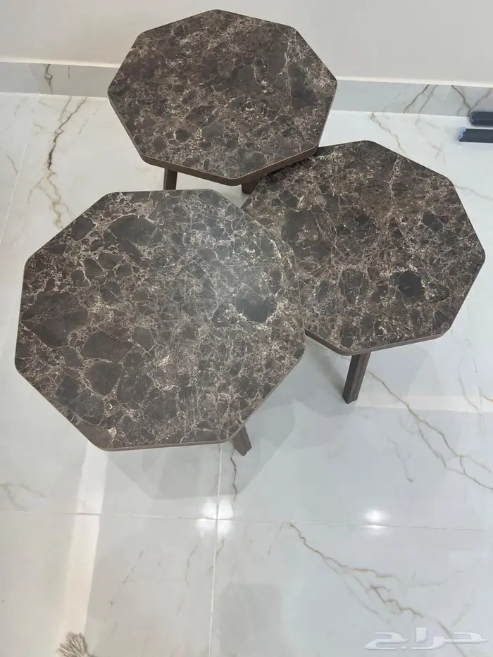 طاولات خدمة 1