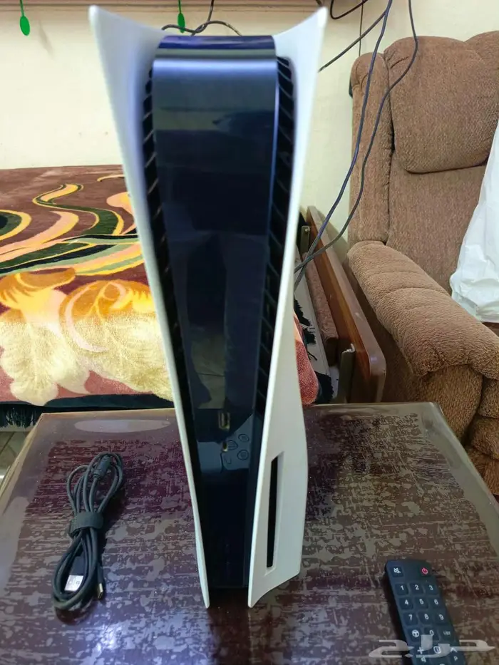 بلايستيشن 5 بمدخل اسطوانات 4