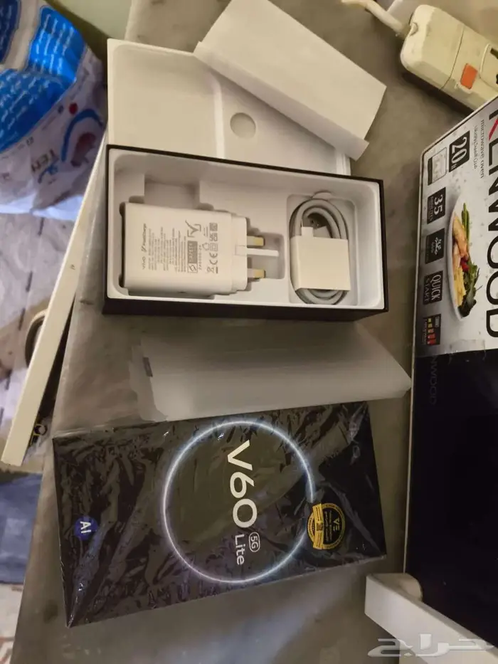 فيفو V60 لايت 256 رام 12 للبيع او البدل 2