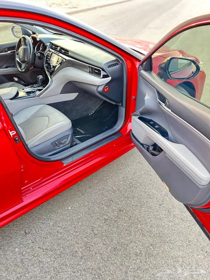 للبيع كامري قراندي V6 سبورت2019 المالك الاول استخدام شخصي 11