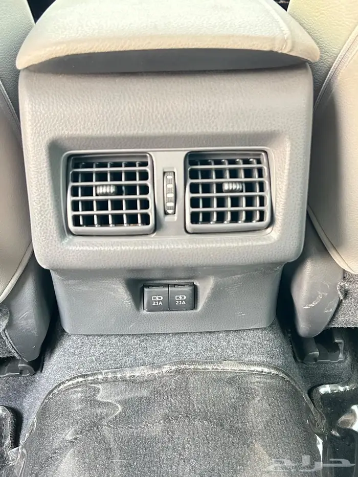 للبيع كامري قراندي V6 سبورت2019 المالك الاول استخدام شخصي 17