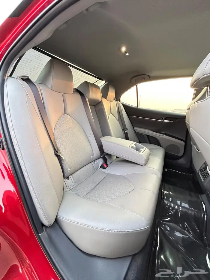 للبيع كامري قراندي V6 سبورت2019 المالك الاول استخدام شخصي 13