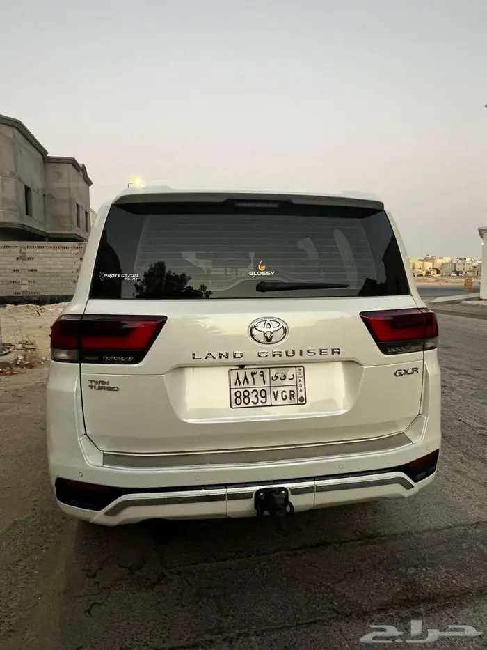 لاندكروزر 2022 فل كامل 5