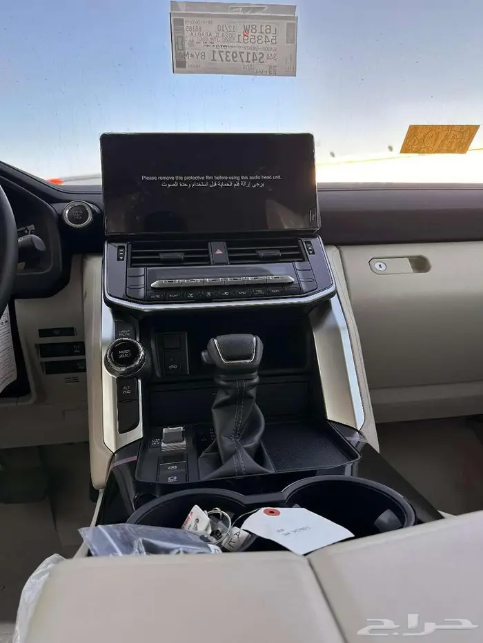 لاند كروزر رقم 2 موديل 2025 - سعودي 12