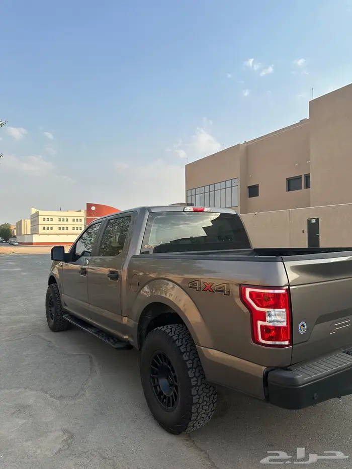 للبيع فورد f150 غمارتين موديل 2018 مخزن 1