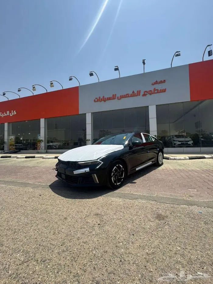 كيا K5 نص فل لون اسود 2026 0