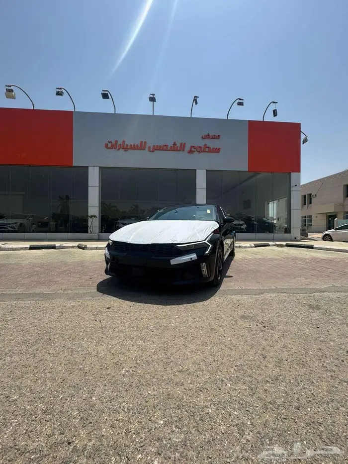 كيا K5 نص فل لون اسود 2026 1