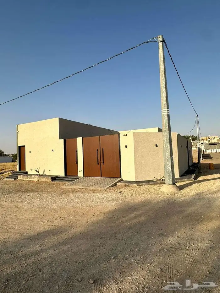 للبيع شاليه زاوية غرب مدينة بريدة بحي الضراس 1