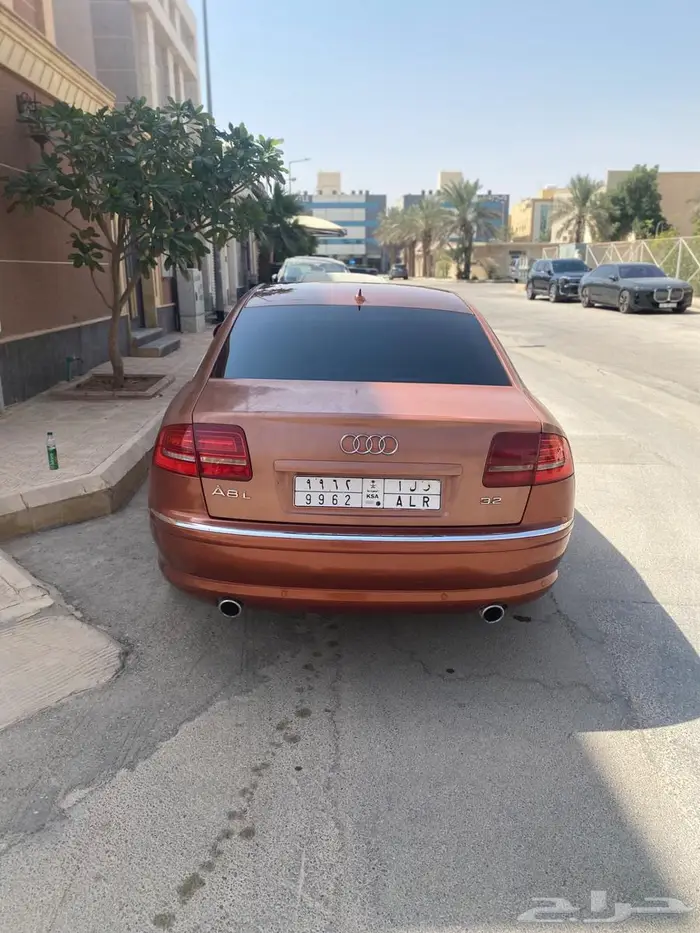 السلام عليكم ورحمة الله وبركاته للبيع اودي A8 2009 L 4