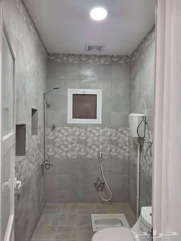 بيت دور واحد للايجار شركات.. طريق الدمام الاحساء (الدغيمية) 9