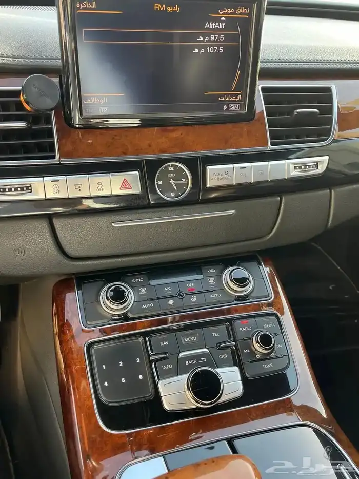 اودي A8نظيفة جدا 19