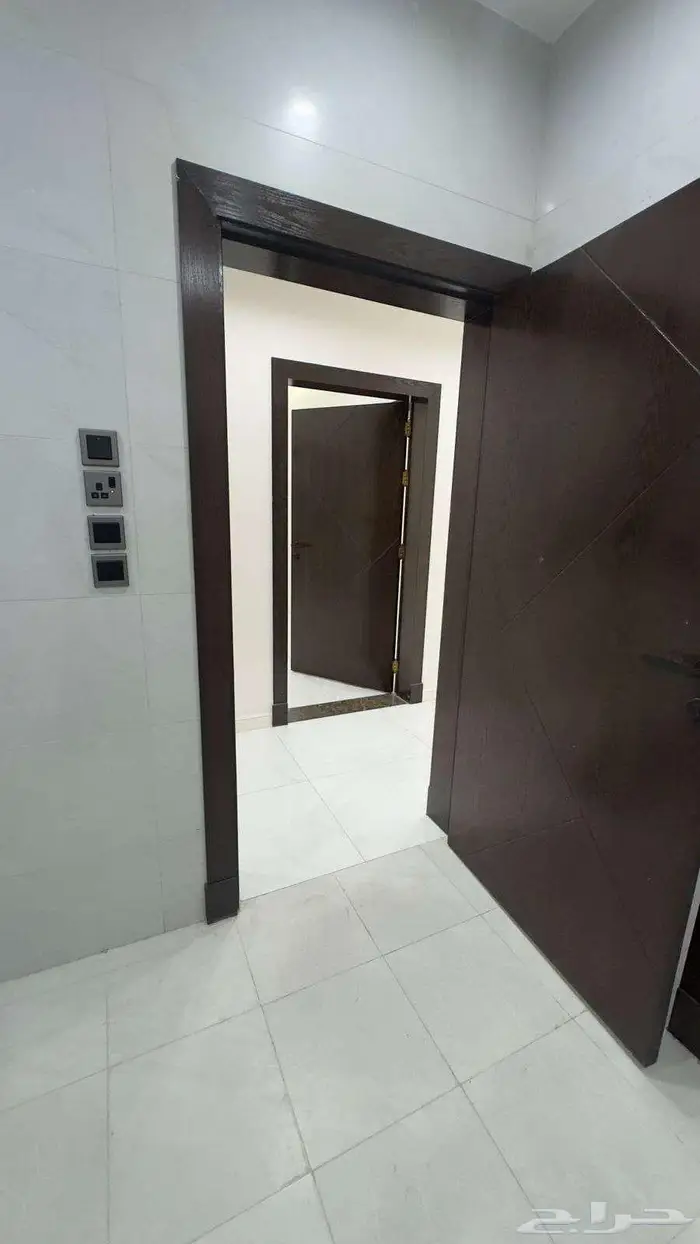شقه إيجار في حي الزهراء 23