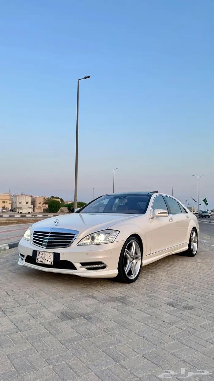 Mercedes Benz S500 2011 0