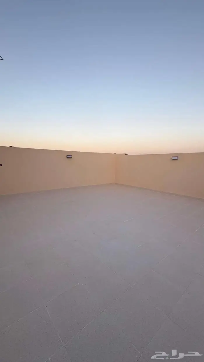 شقة دور ثاني للبيع حي اليرموك(سطح خاص مطبخ راكب مصعد راكب ) 7